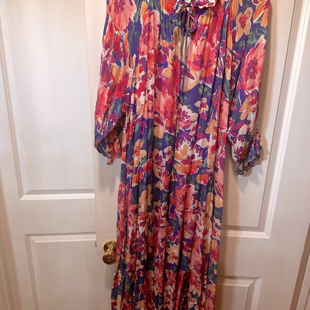 Easel Colorful Floral Dress with Tie Detail - Picture 7 of 8